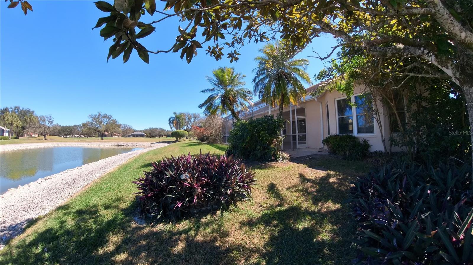 GATEWAY PH 13 - Residential