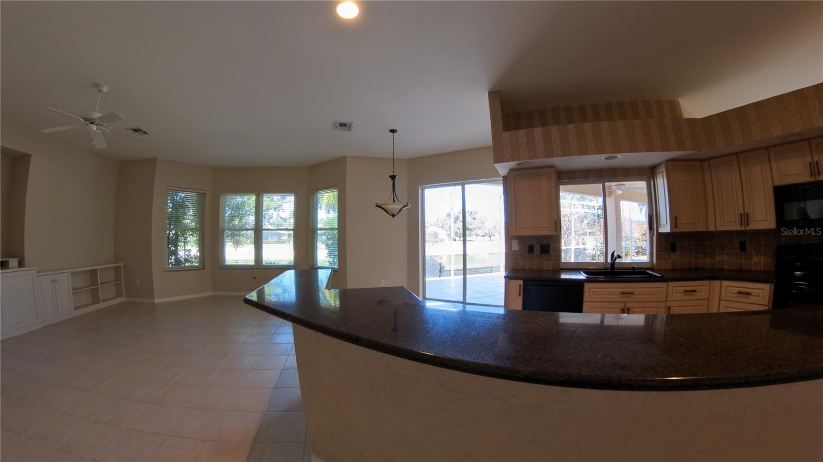 GATEWAY PH 13 - Residential
