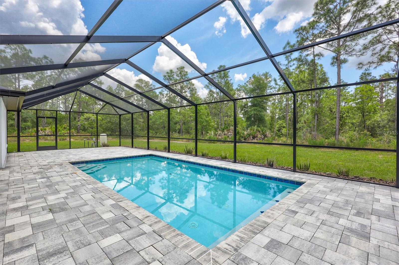 GREEN HAMMOCK SUB - Residential