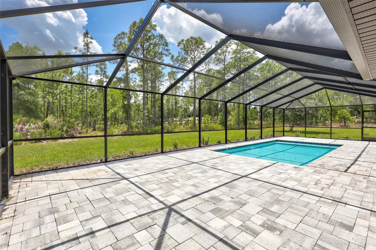 GREEN HAMMOCK SUB - Residential