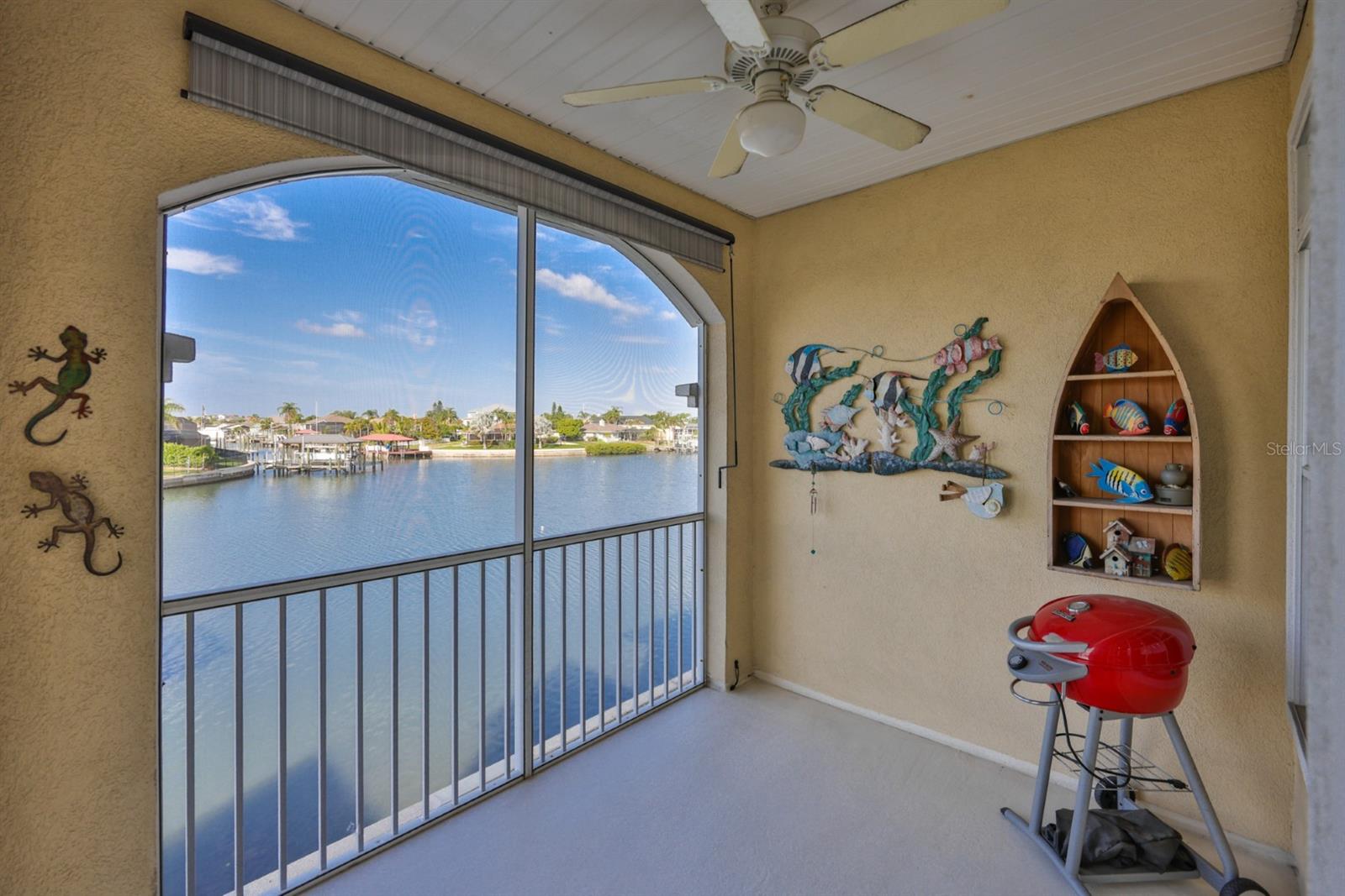 SUNSET BAY TWNHMS - Residential