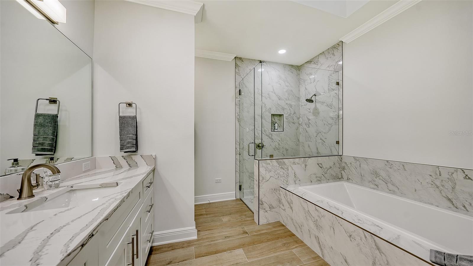 OAKS - Residential