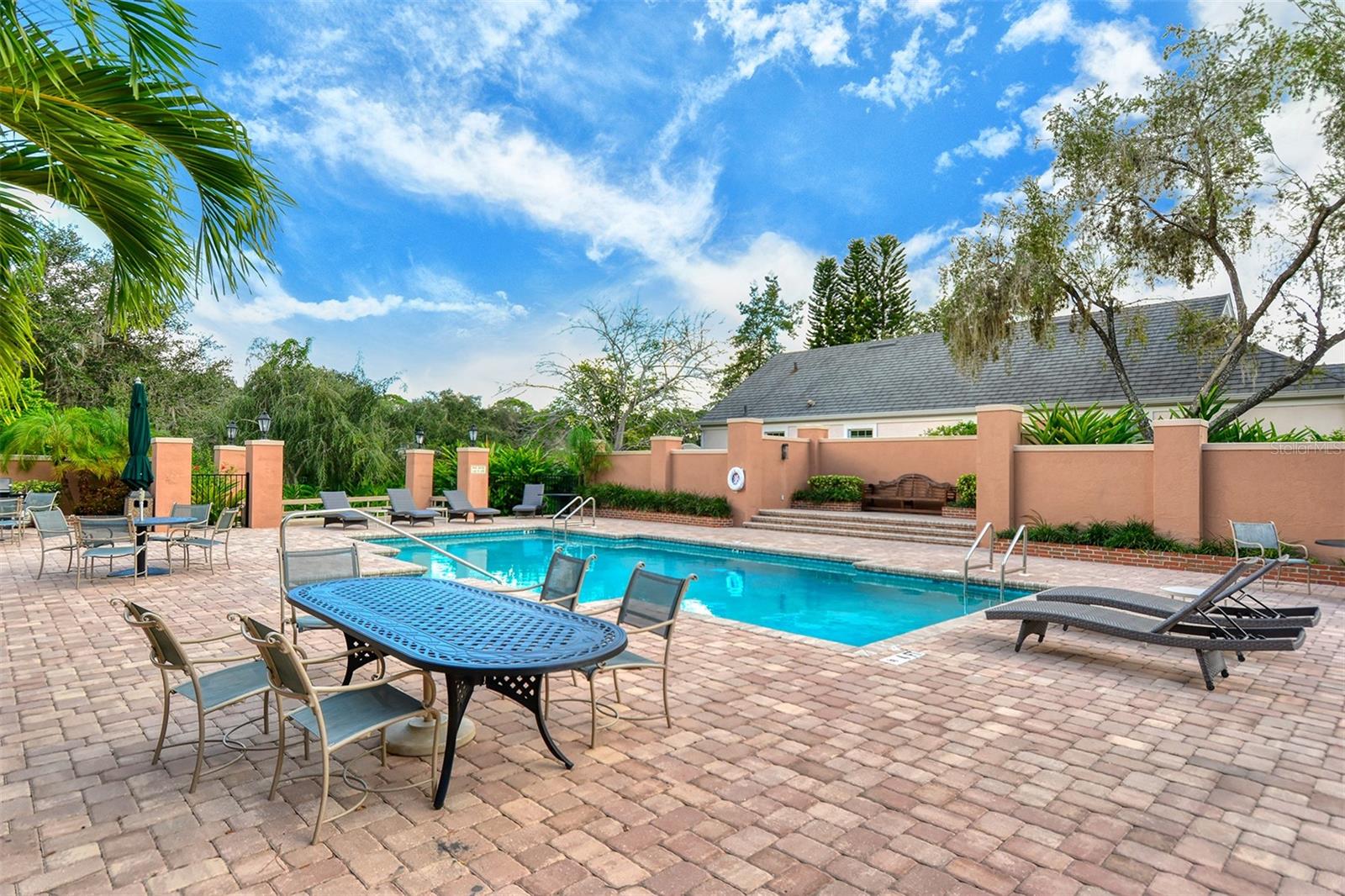 OAKS - Residential