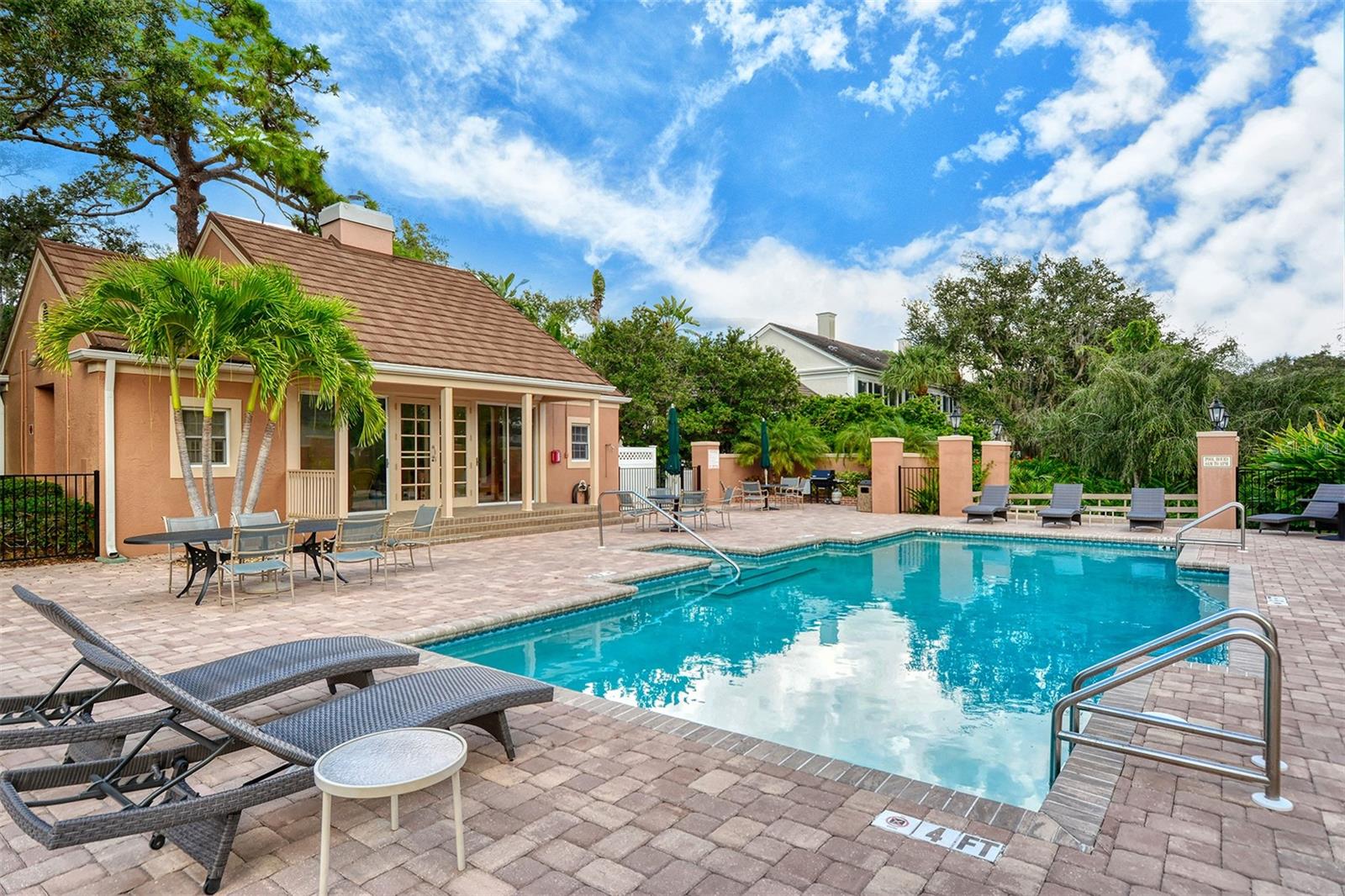 OAKS - Residential
