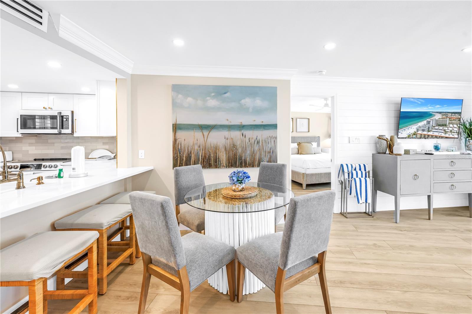CRYSTAL SANDS 2 - Residential