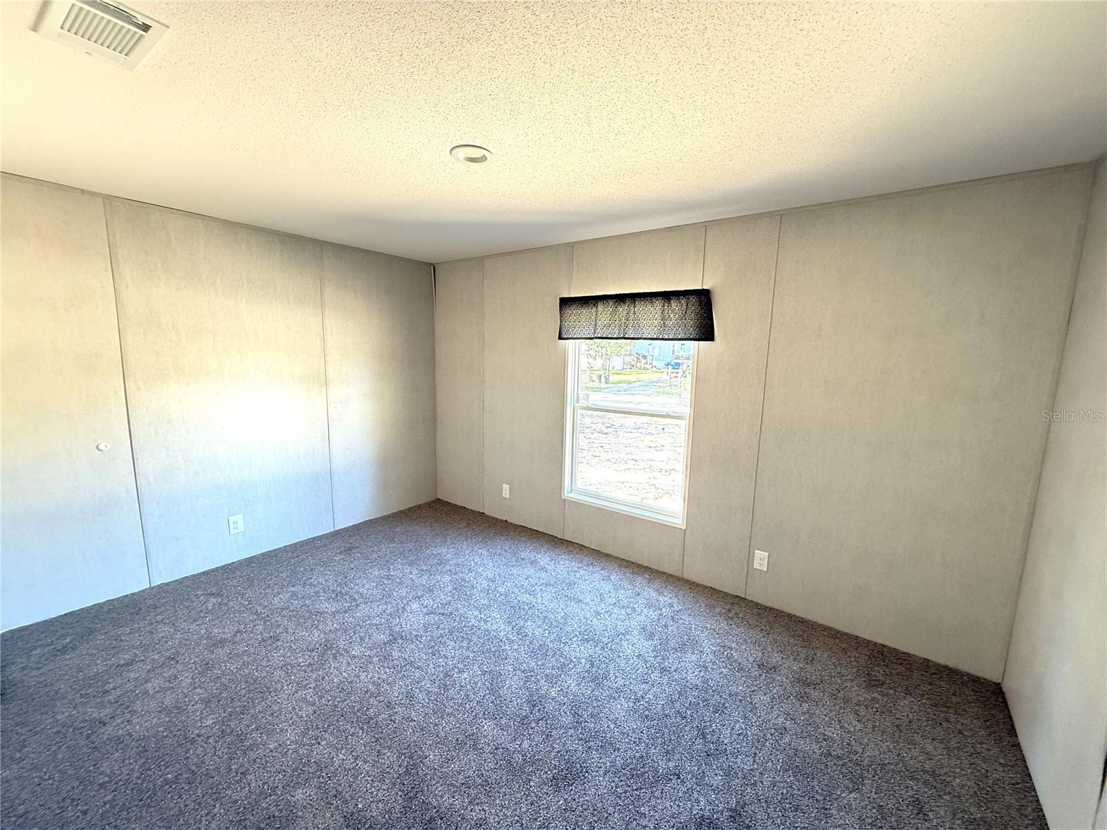 B & R - Residential