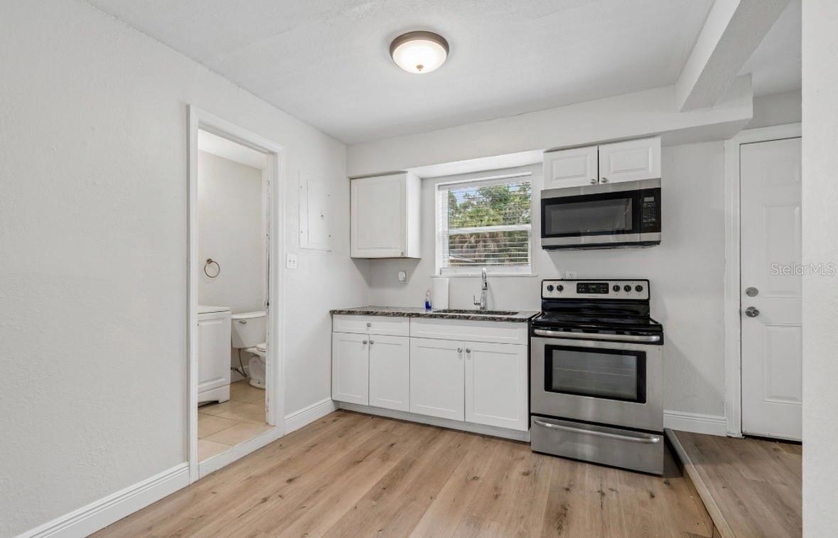 SCHOOLEYS HOMEVILLE - Residential Income