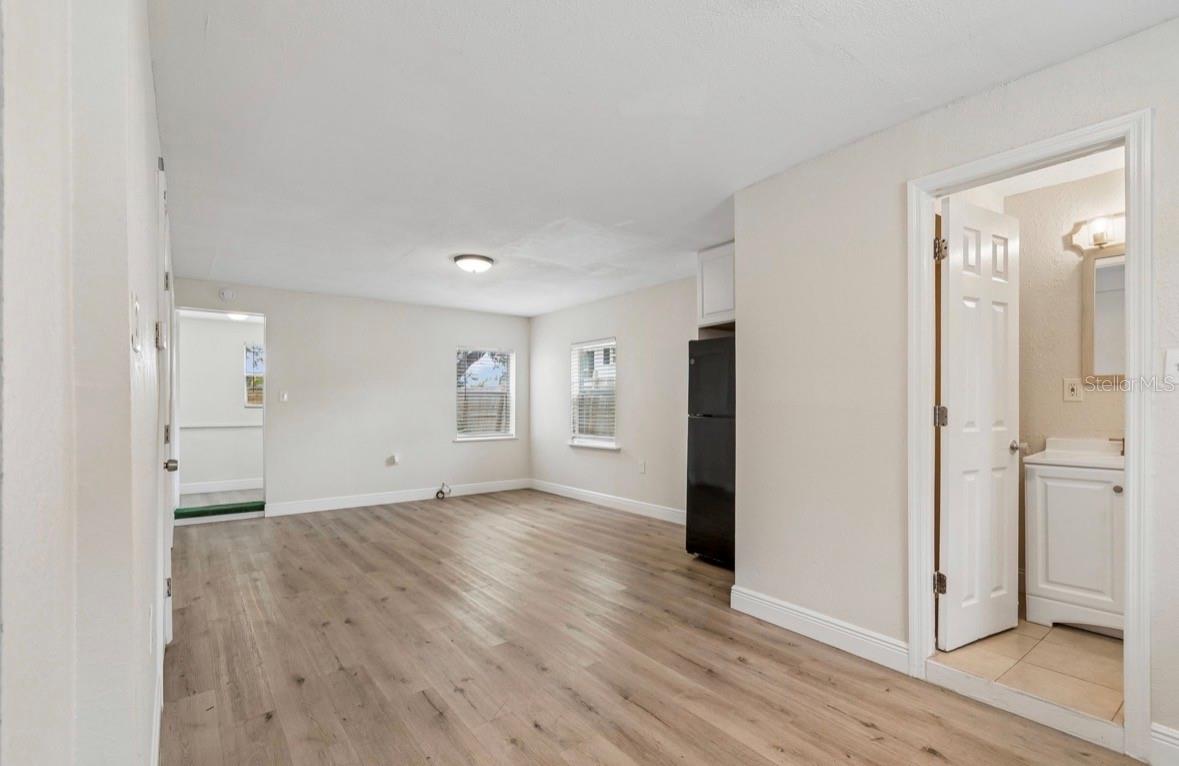 SCHOOLEYS HOMEVILLE - Residential Income