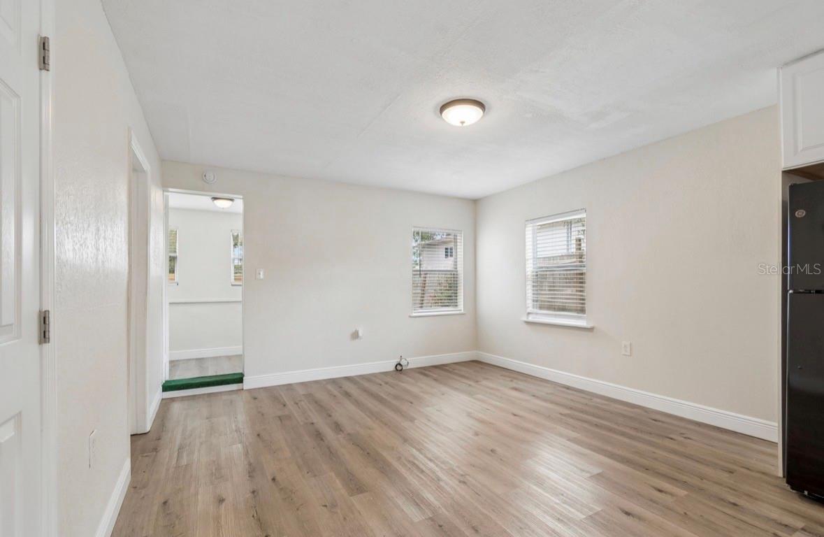 SCHOOLEYS HOMEVILLE - Residential Income