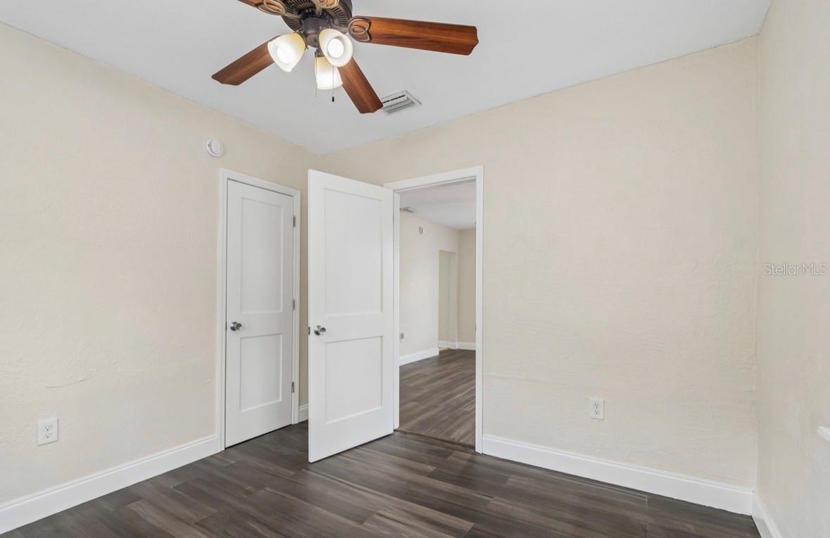 SCHOOLEYS HOMEVILLE - Residential Income