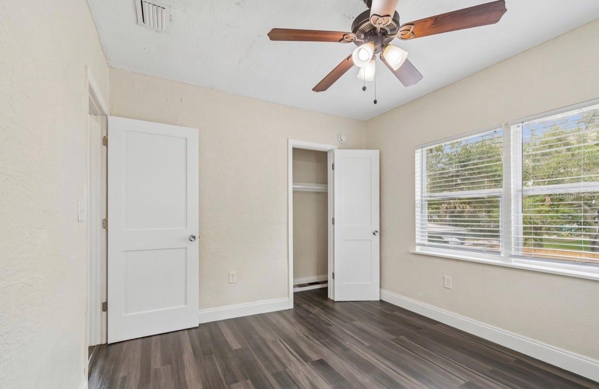 SCHOOLEYS HOMEVILLE - Residential Income