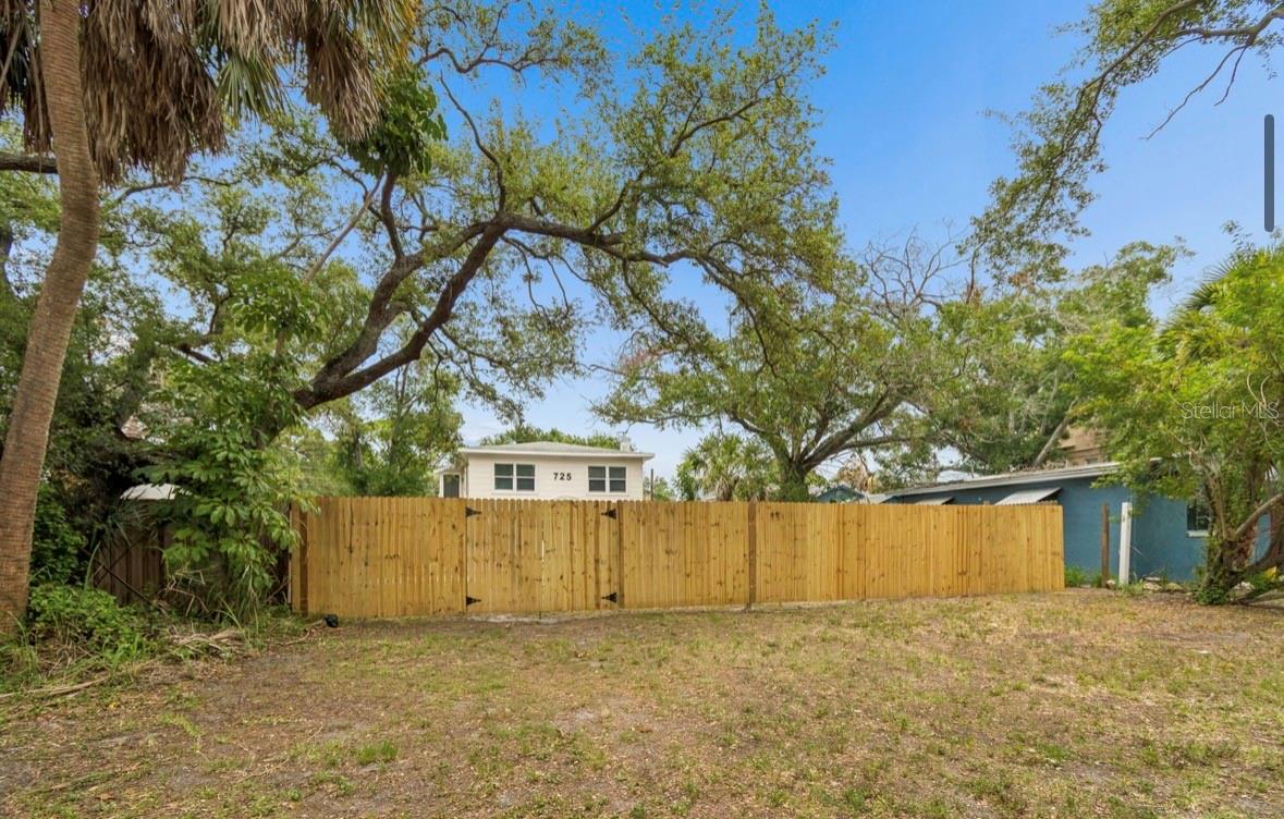 SCHOOLEYS HOMEVILLE - Residential Income
