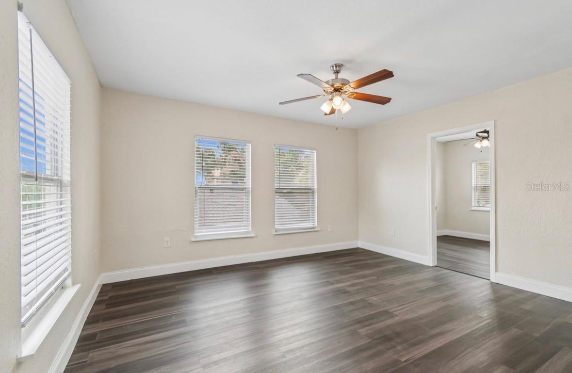 SCHOOLEYS HOMEVILLE - Residential Income