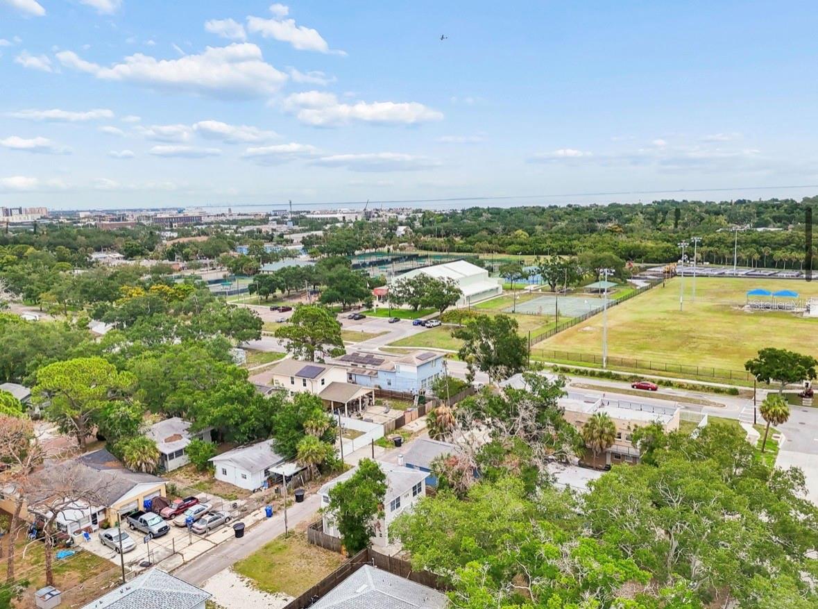 SCHOOLEYS HOMEVILLE - Residential Income