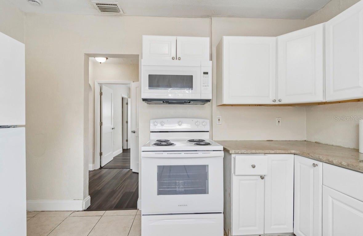 SCHOOLEYS HOMEVILLE - Residential Income