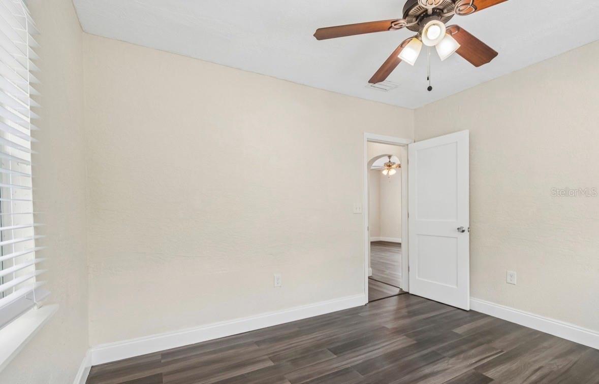 SCHOOLEYS HOMEVILLE - Residential Income