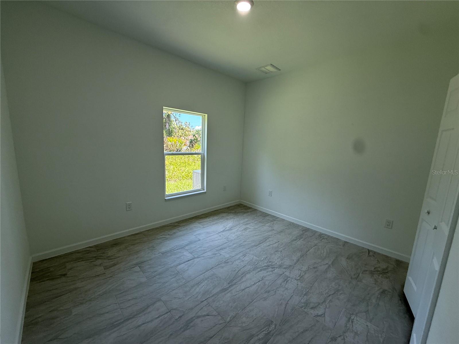 PORT CHARLOTTE SUB 07 - Residential Lease