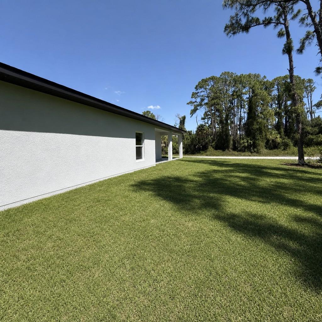 PORT CHARLOTTE SUB 07 - Residential Lease