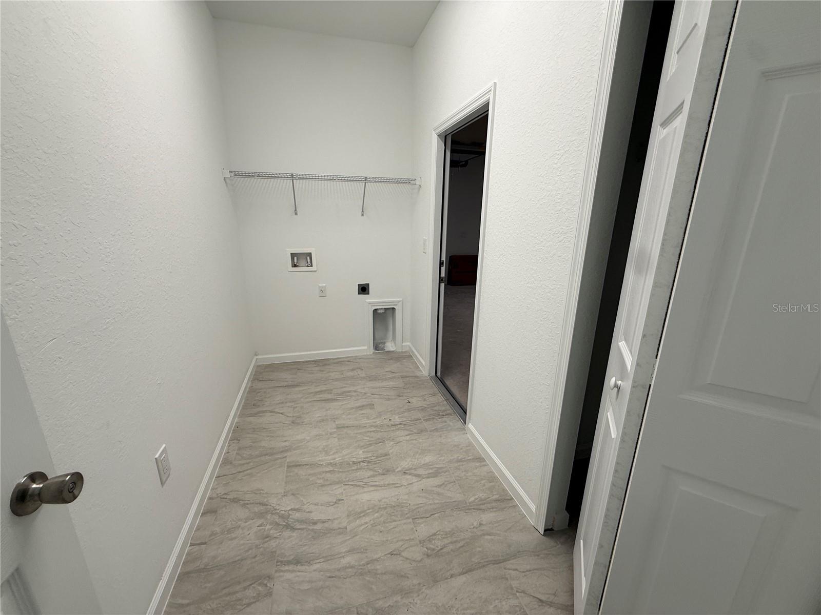 PORT CHARLOTTE SUB 07 - Residential Lease