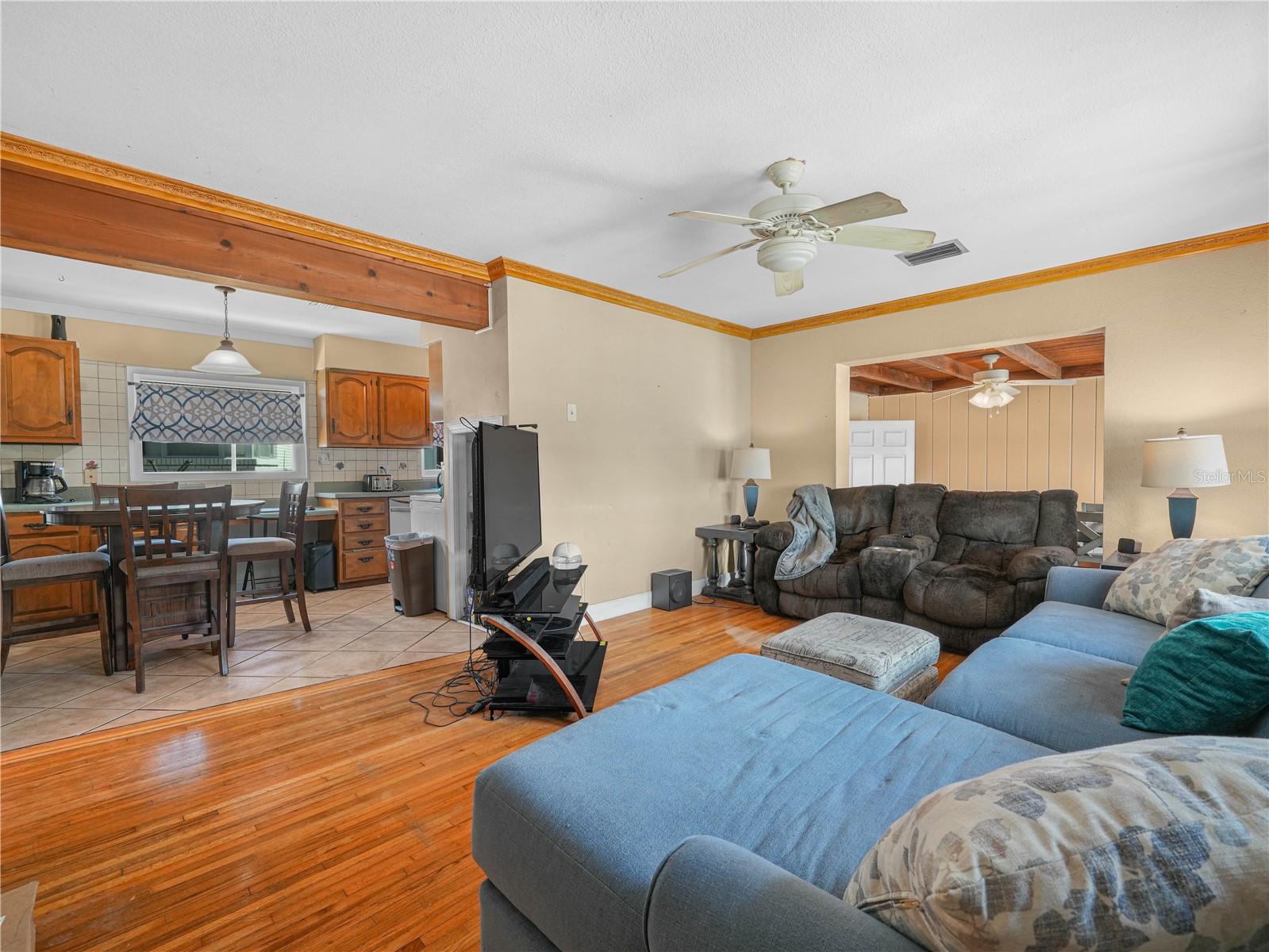 RIDGE MANOR - Residential