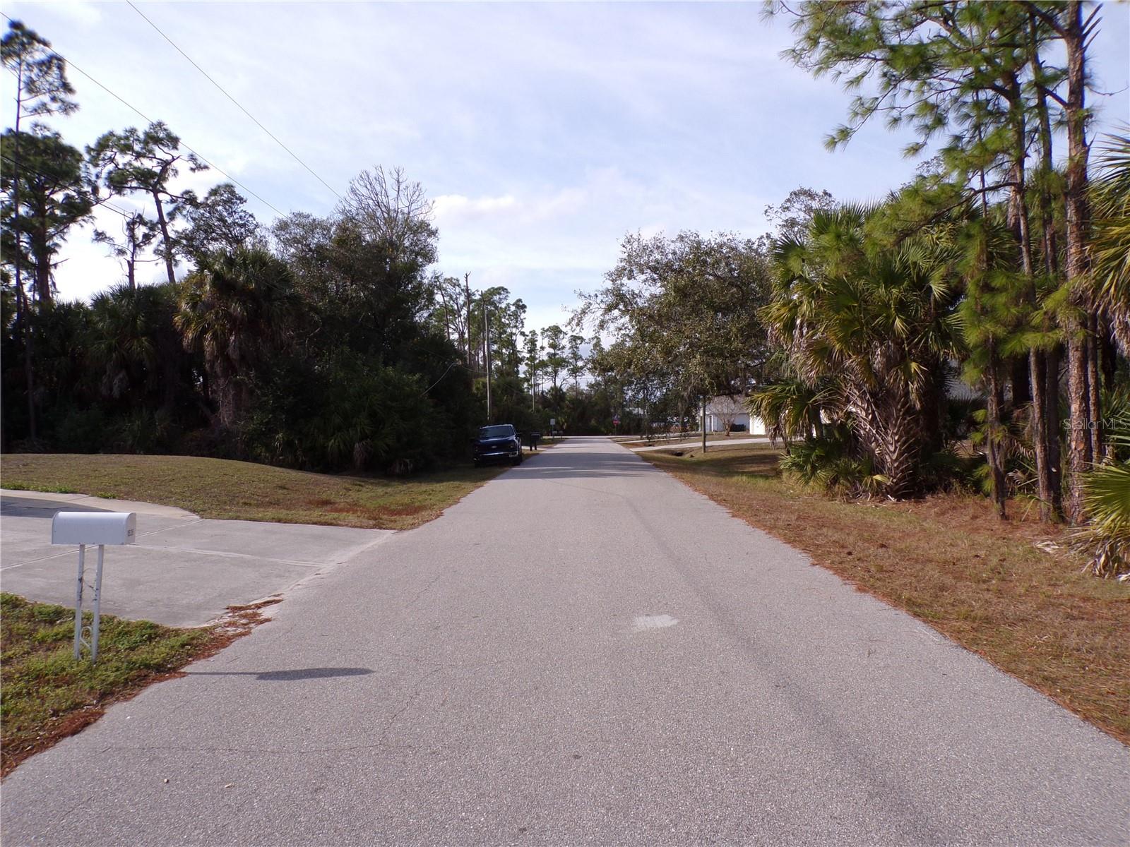 PORT CHARLOTTE SUB 08 - Land