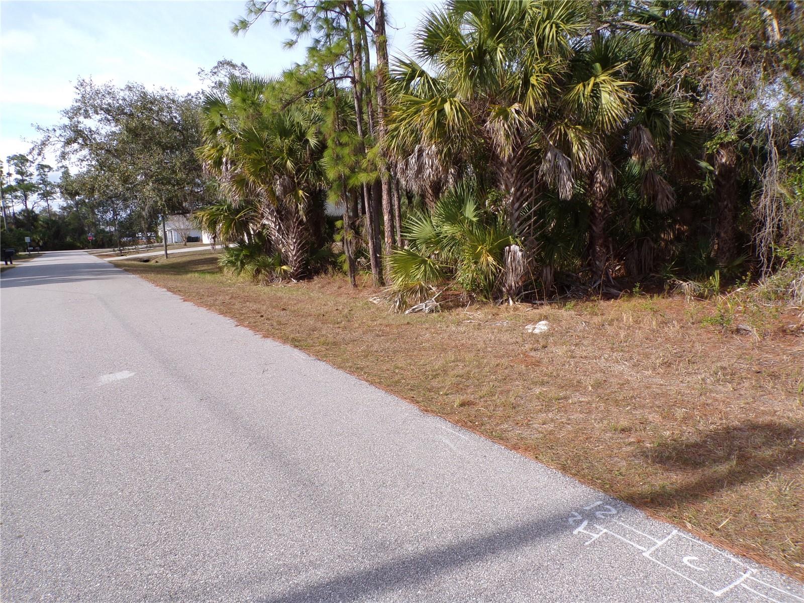 PORT CHARLOTTE SUB 08 - Land