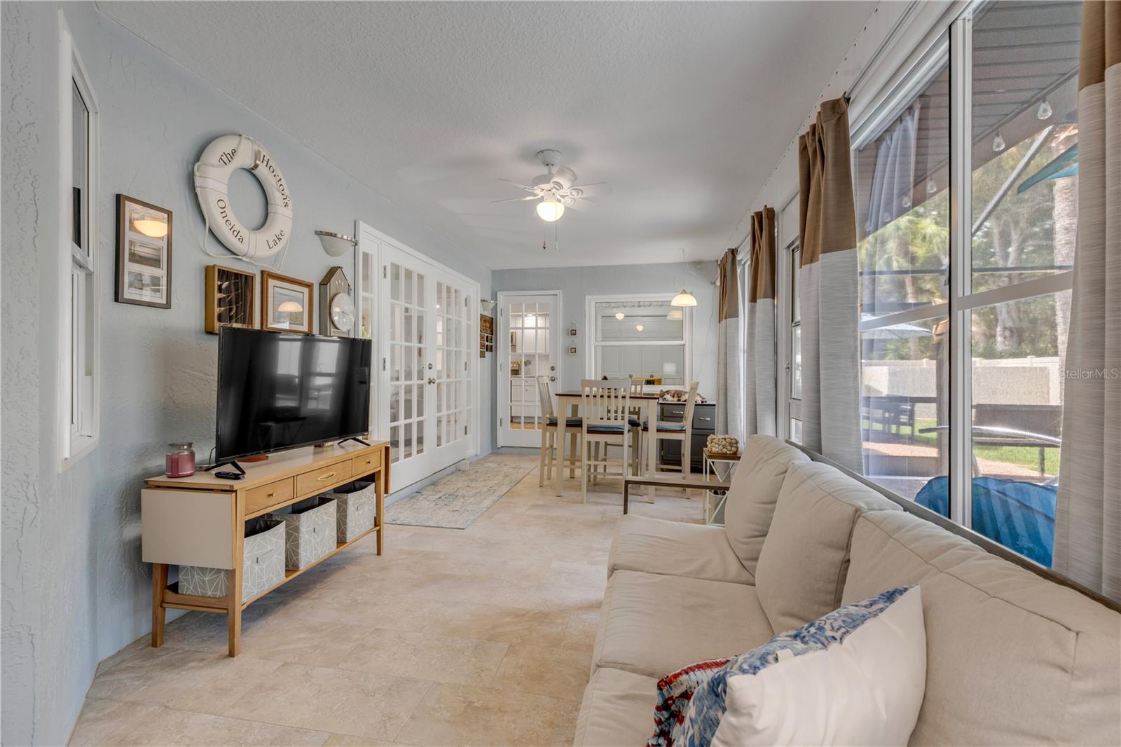 SUN LAKE ESTATES - Residential