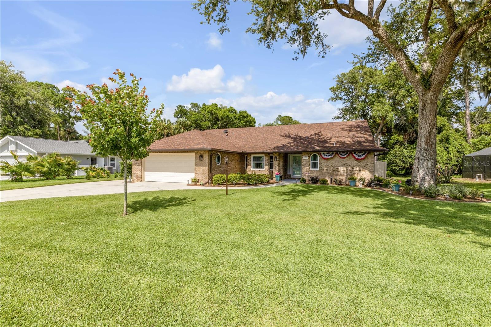 SUN LAKE ESTATES - Residential