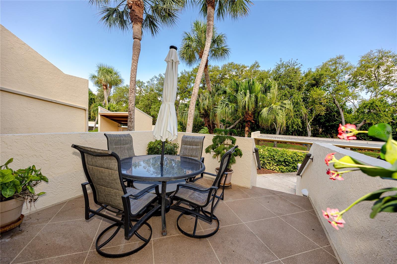 SEAPOINTE TERRACE CONDO - Residential
