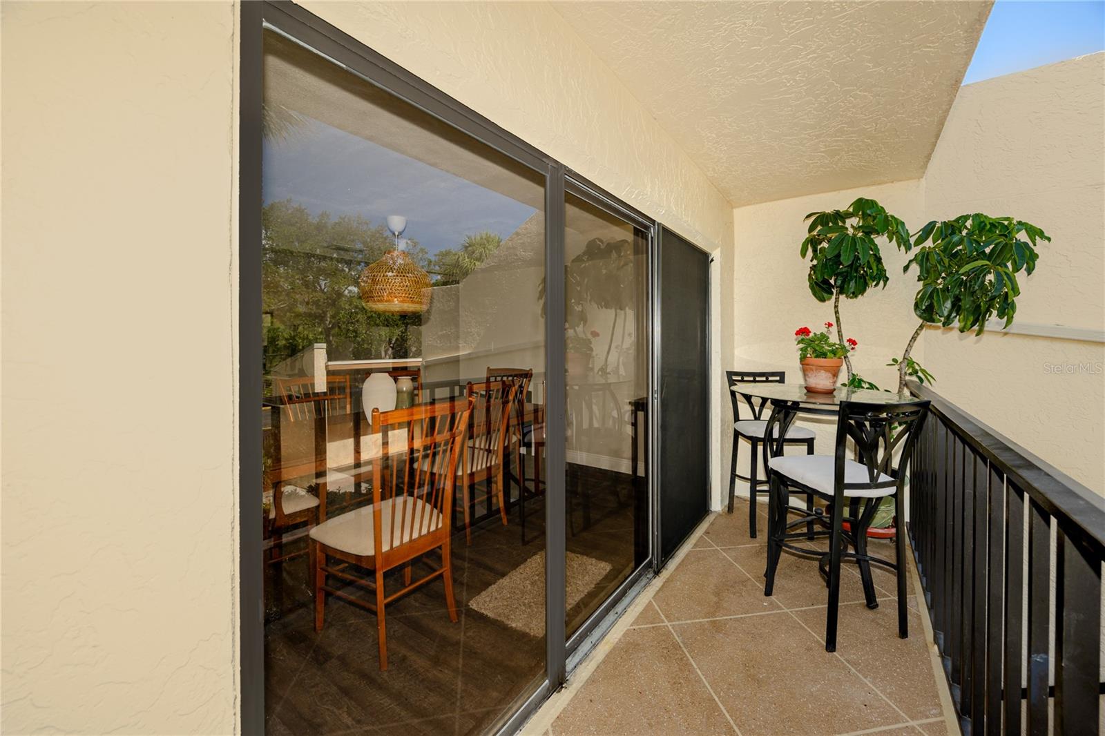 SEAPOINTE TERRACE CONDO - Residential
