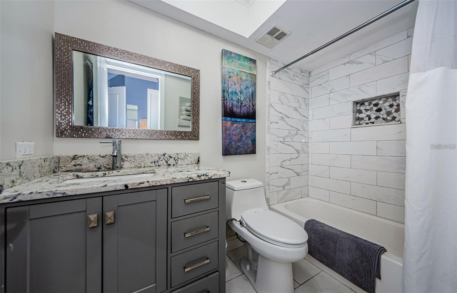 HIGHLAND LAKES CONDO - Residential Lease