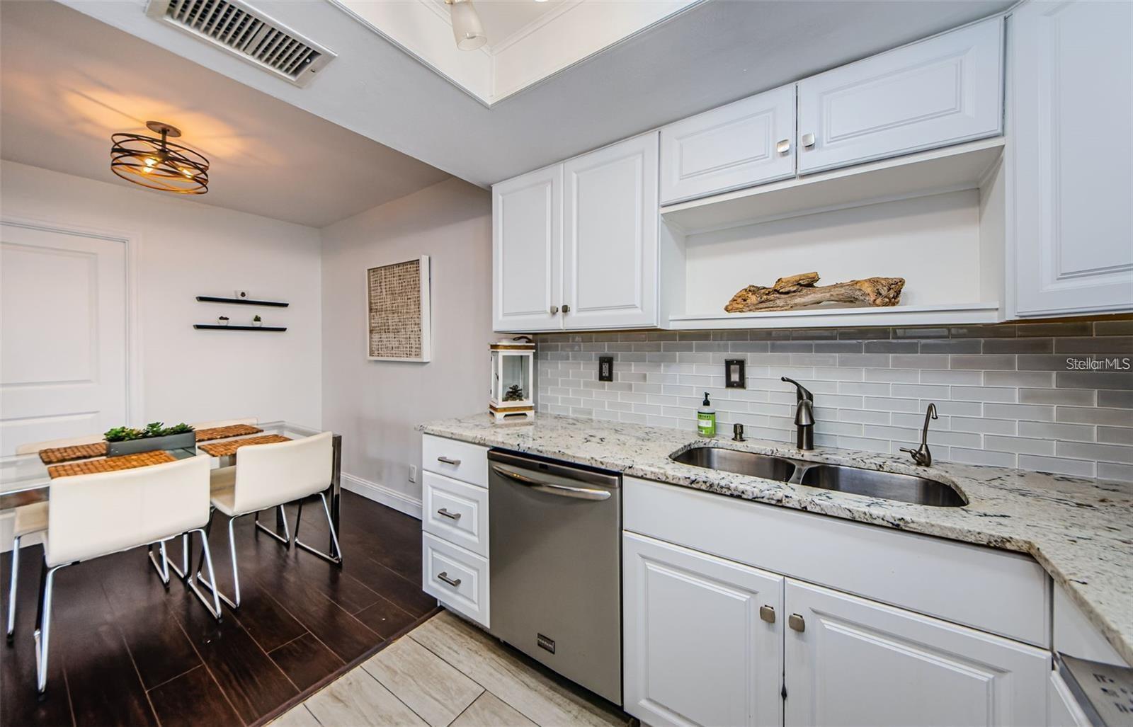 HIGHLAND LAKES CONDO - Residential Lease