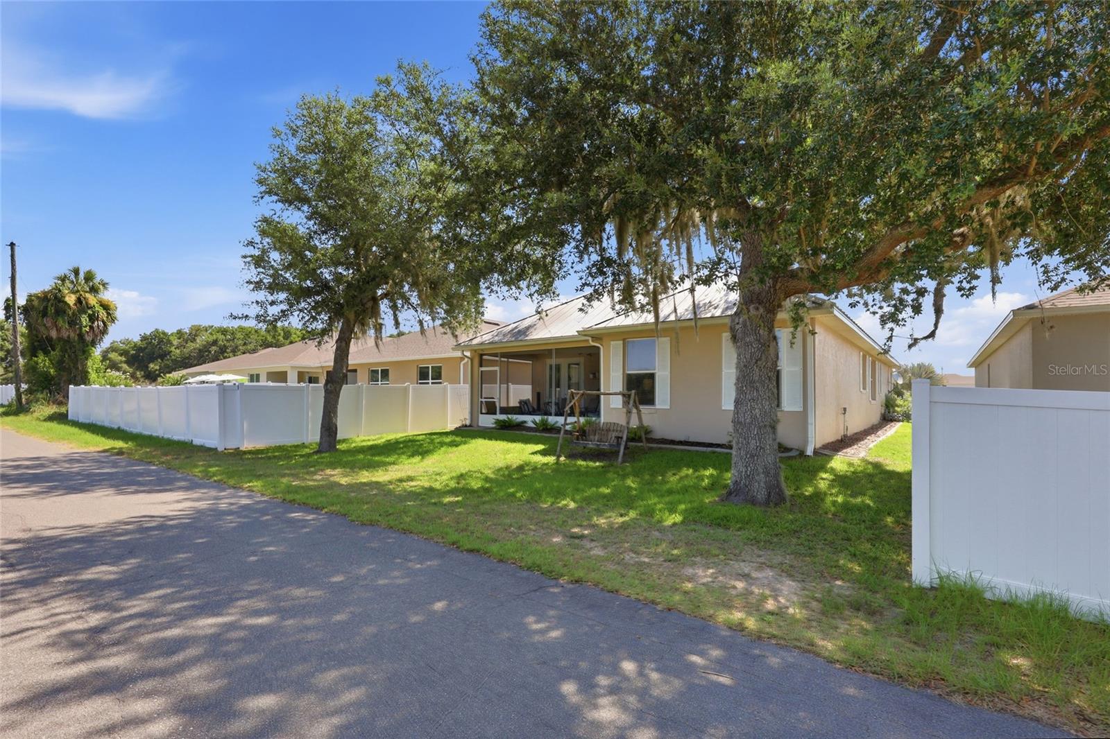 COTTAGES/SANDERS GROVE - Residential