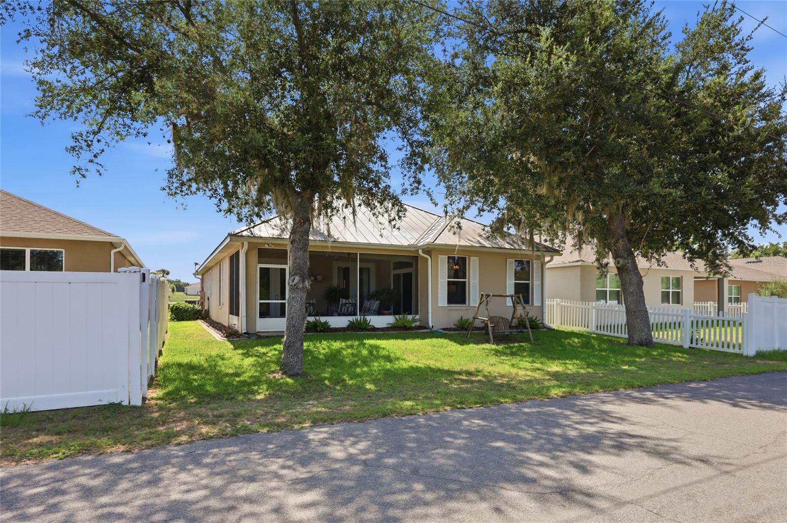 COTTAGES/SANDERS GROVE - Residential