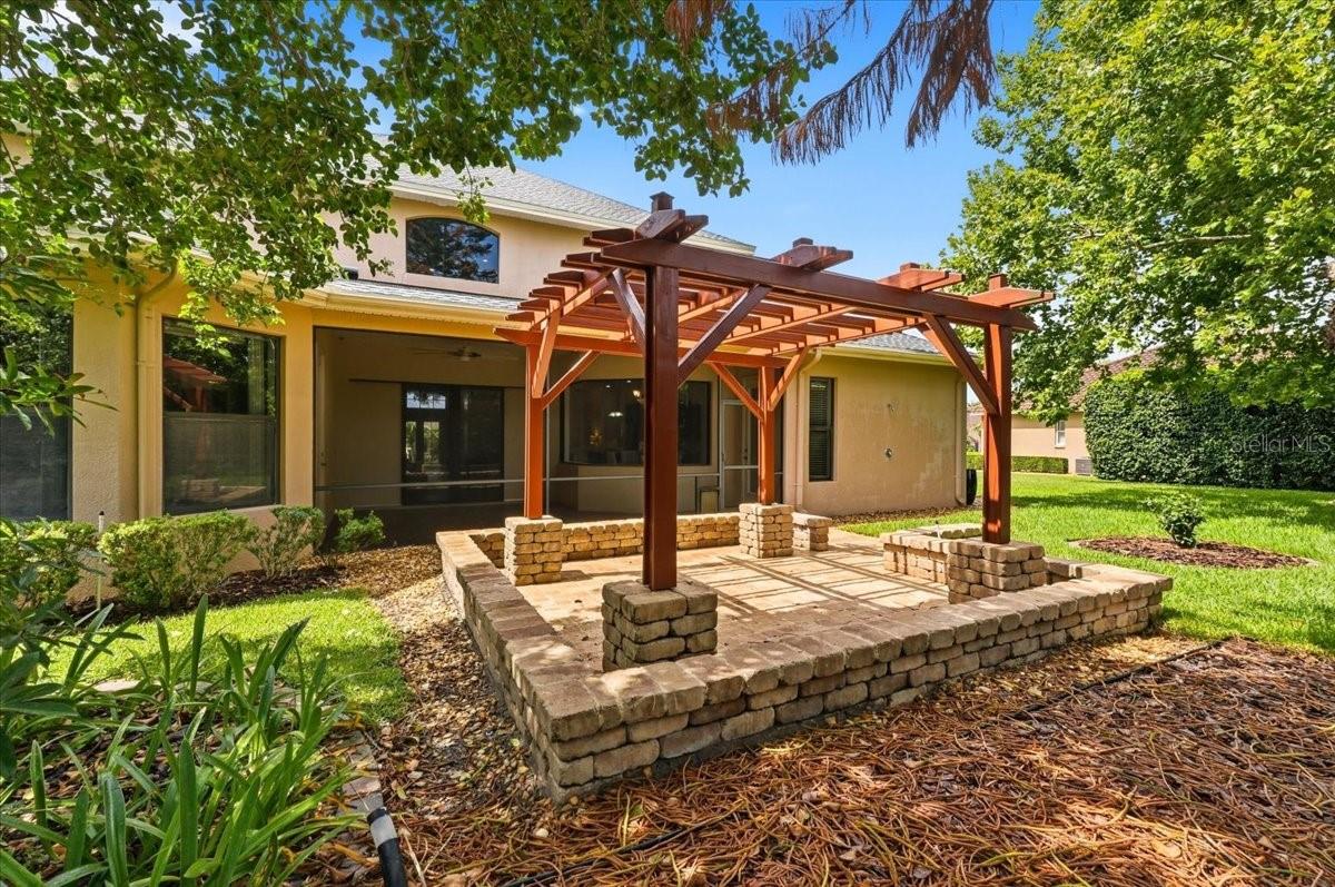 HIGHLANDS BY THE LAKE - Residential