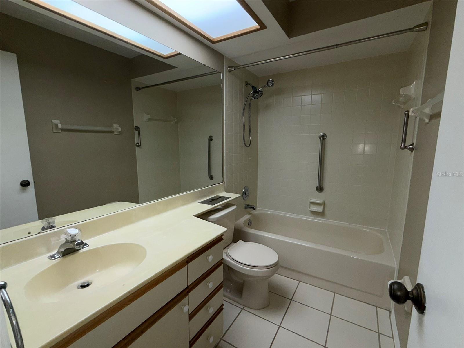 FOREST PARK CONDO - Residential Lease