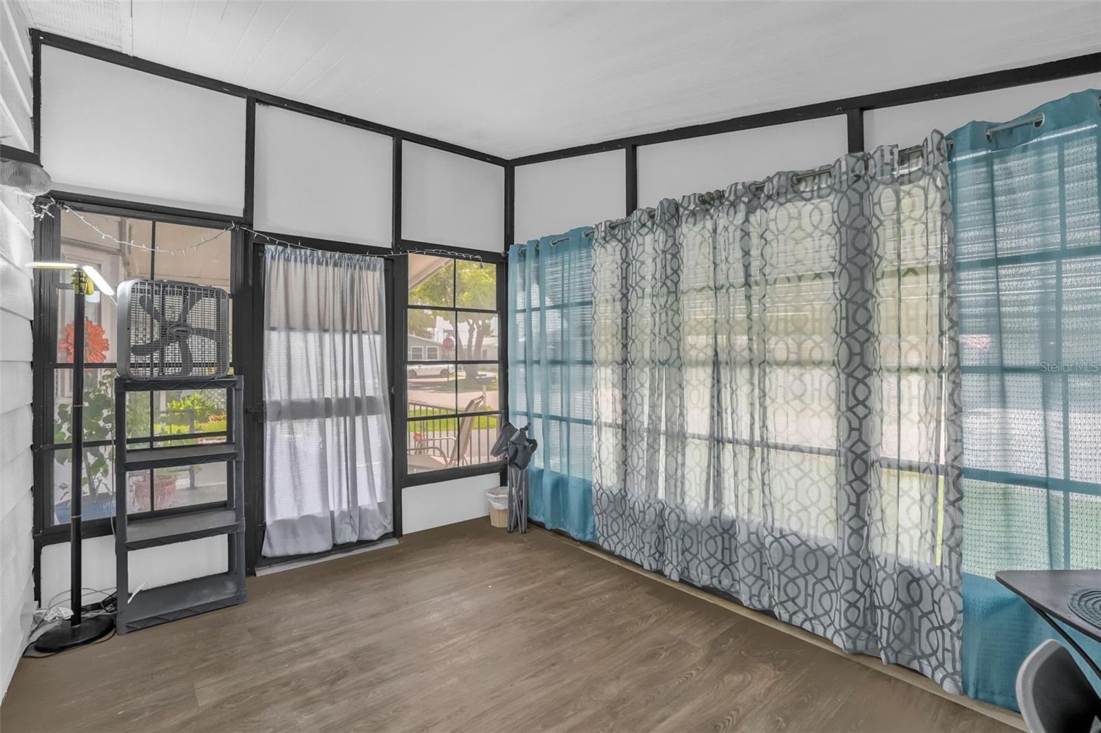 LAKE N GOLF ESTATES ADD - Residential