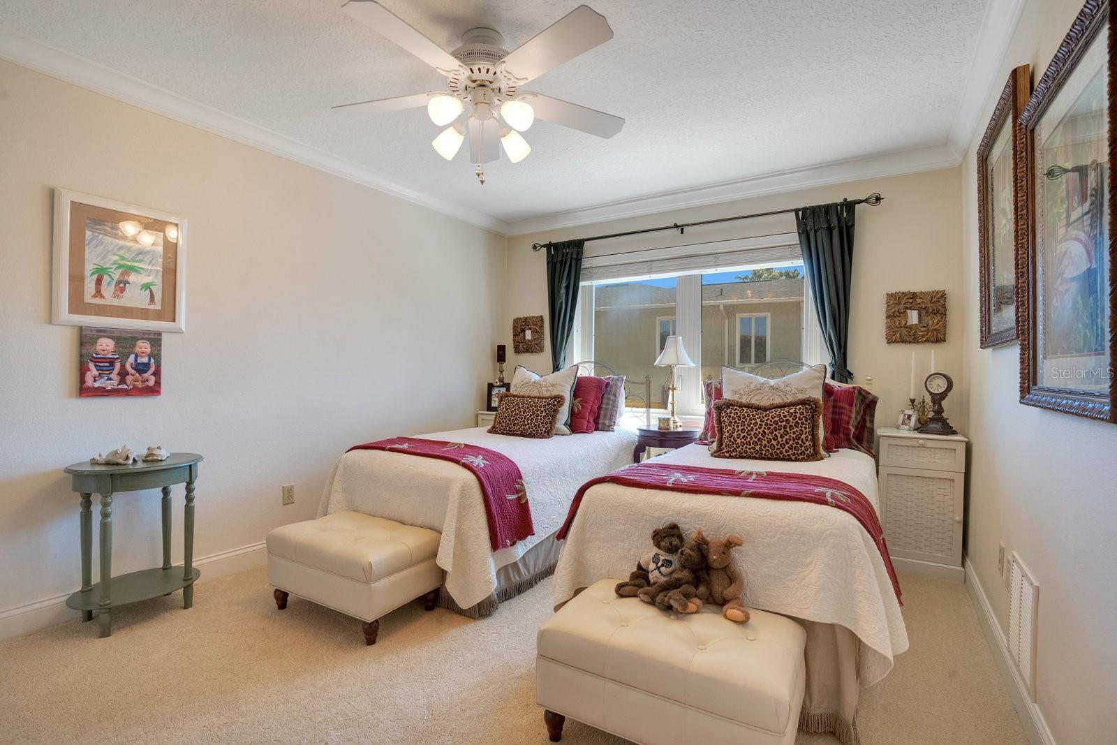 FOREST HILLS - Residential