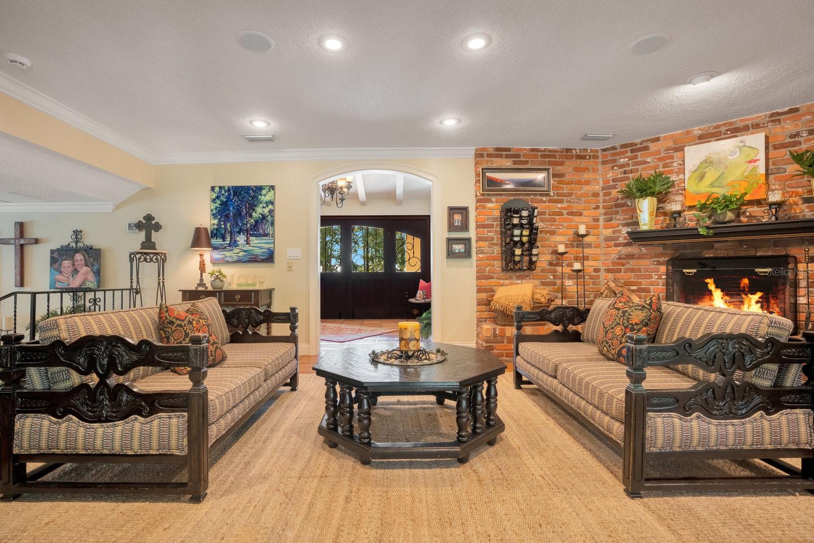FOREST HILLS - Residential