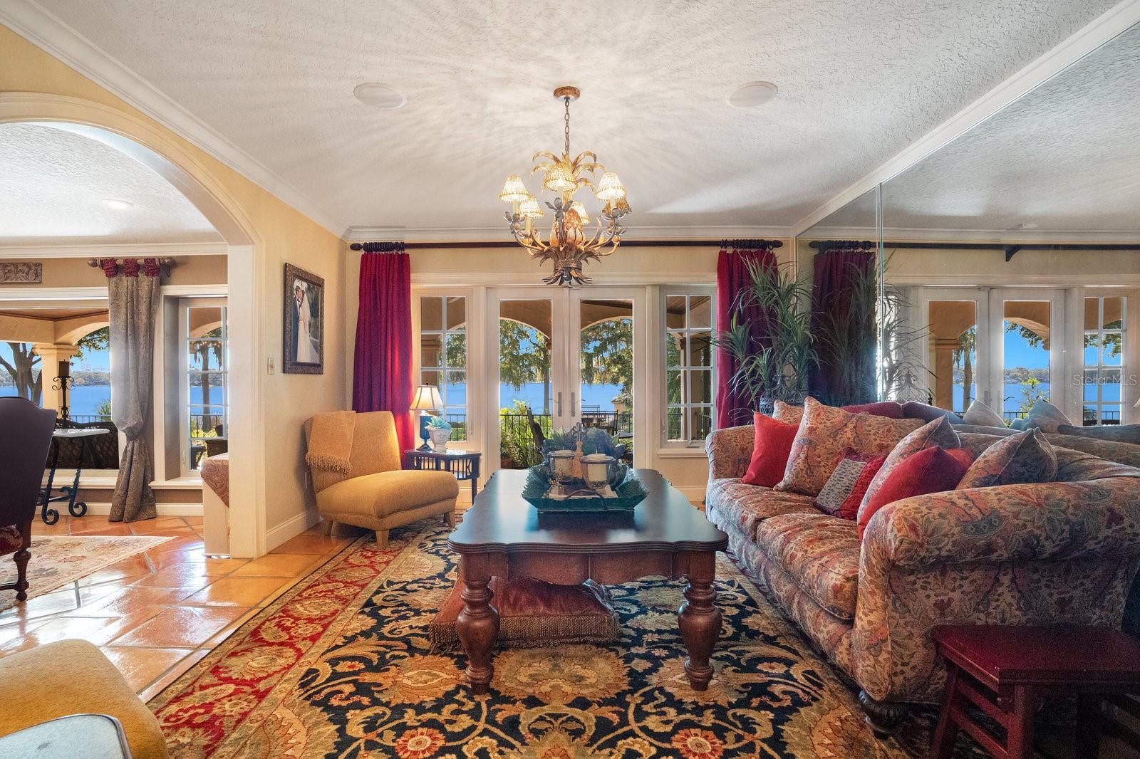 FOREST HILLS - Residential