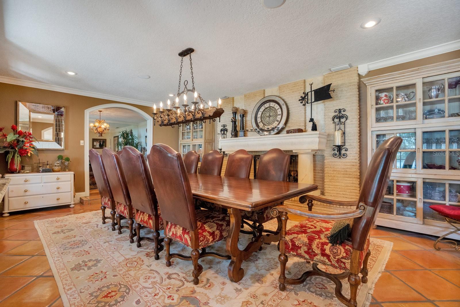 FOREST HILLS - Residential