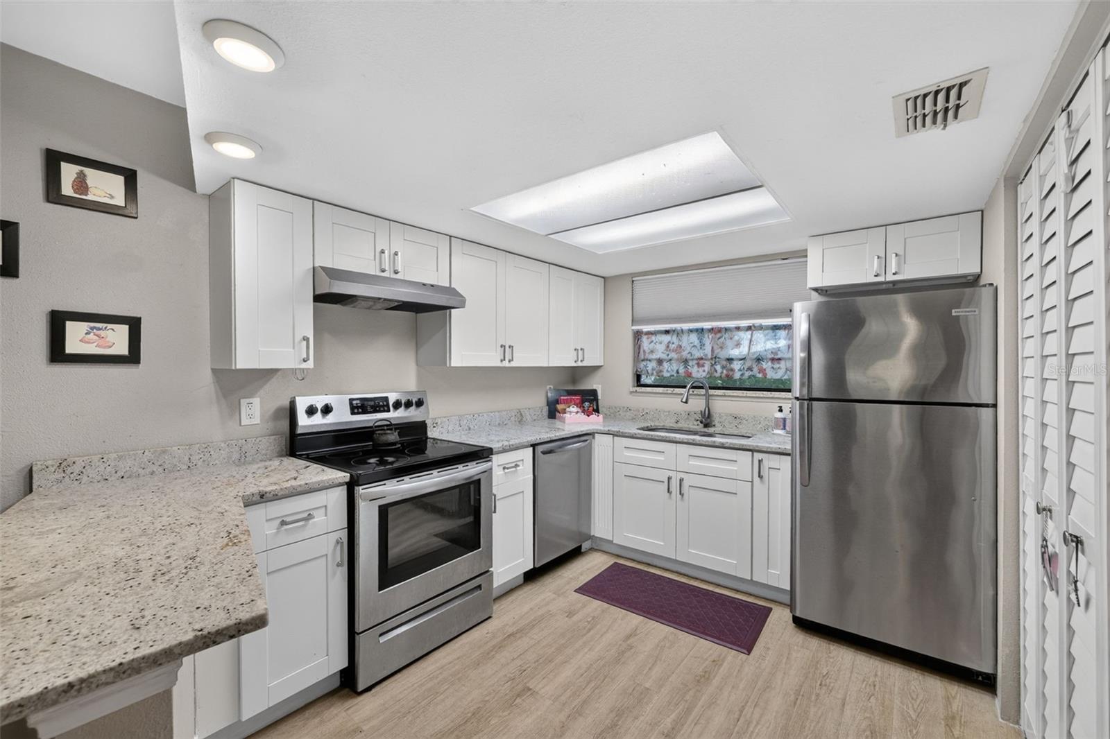 FRESH WATER ESTATES - Residential