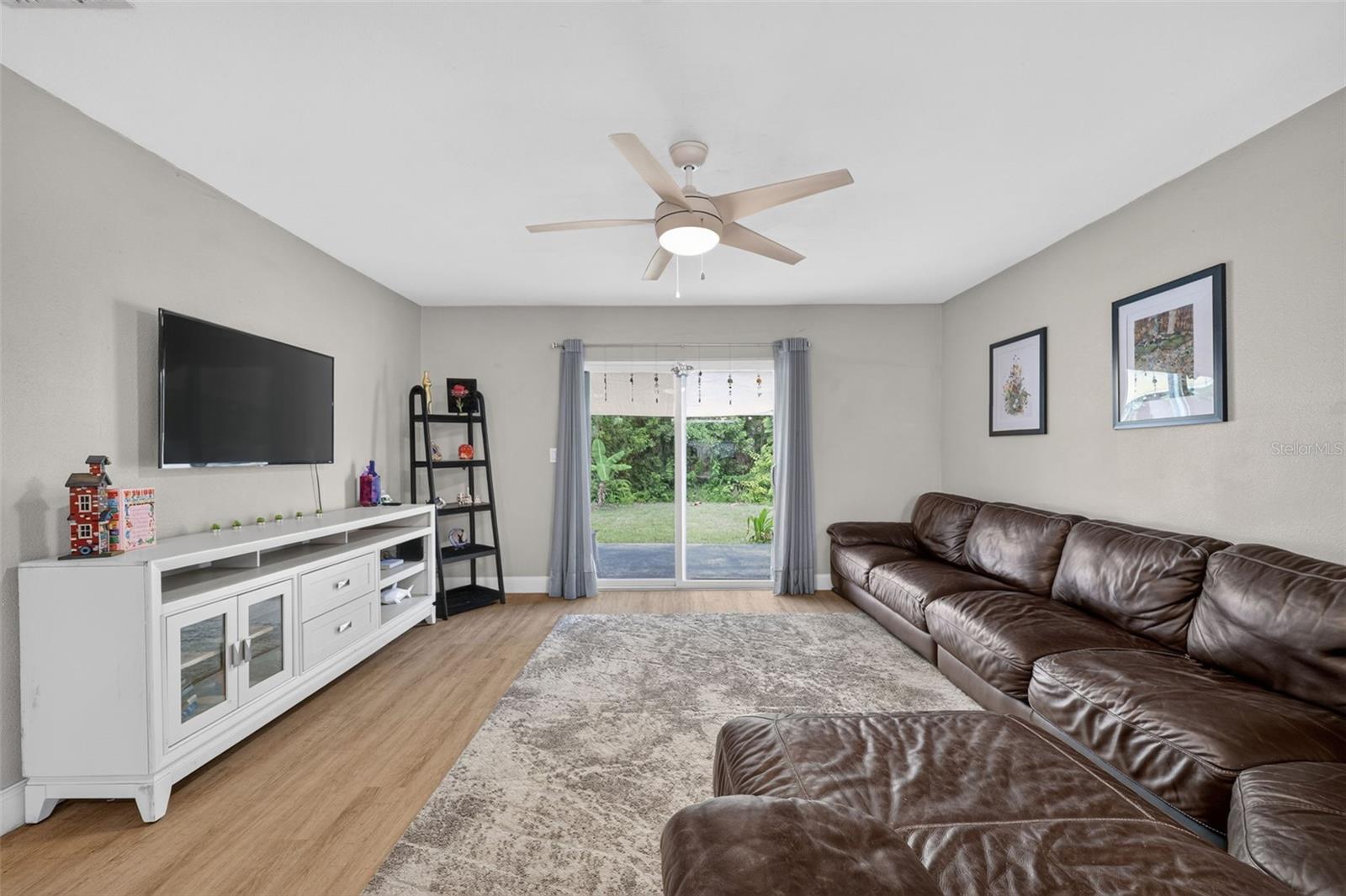 FRESH WATER ESTATES - Residential