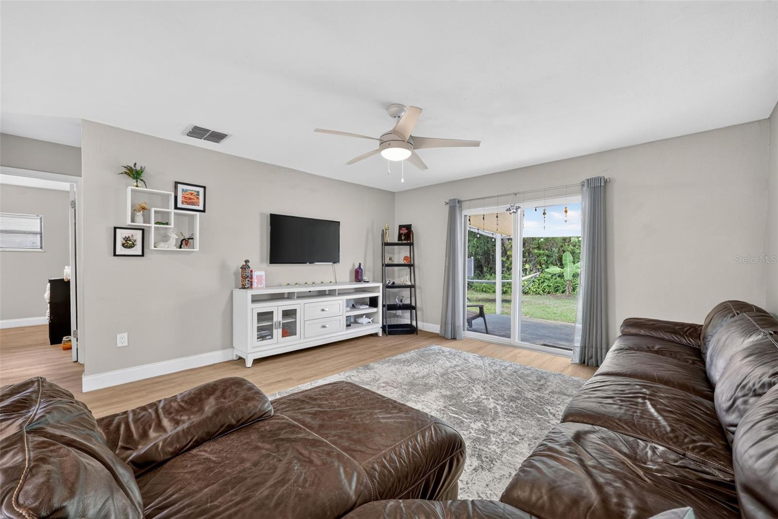 FRESH WATER ESTATES - Residential
