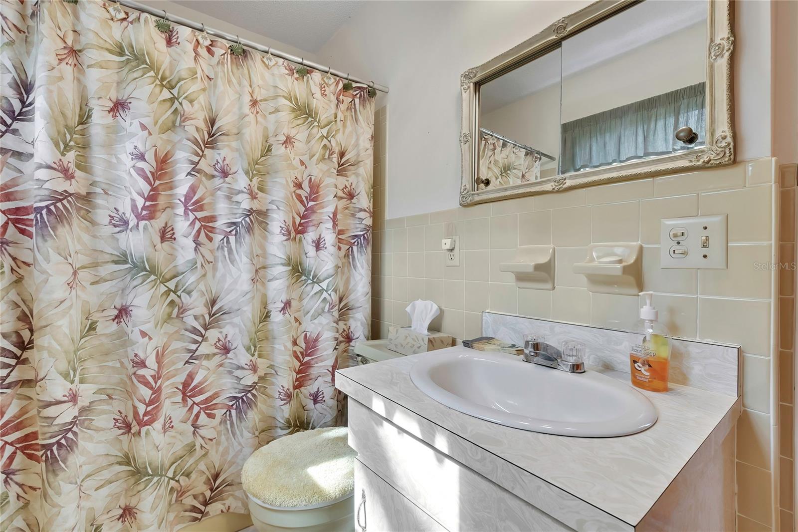 HALLS RIVER ESTATES - Residential