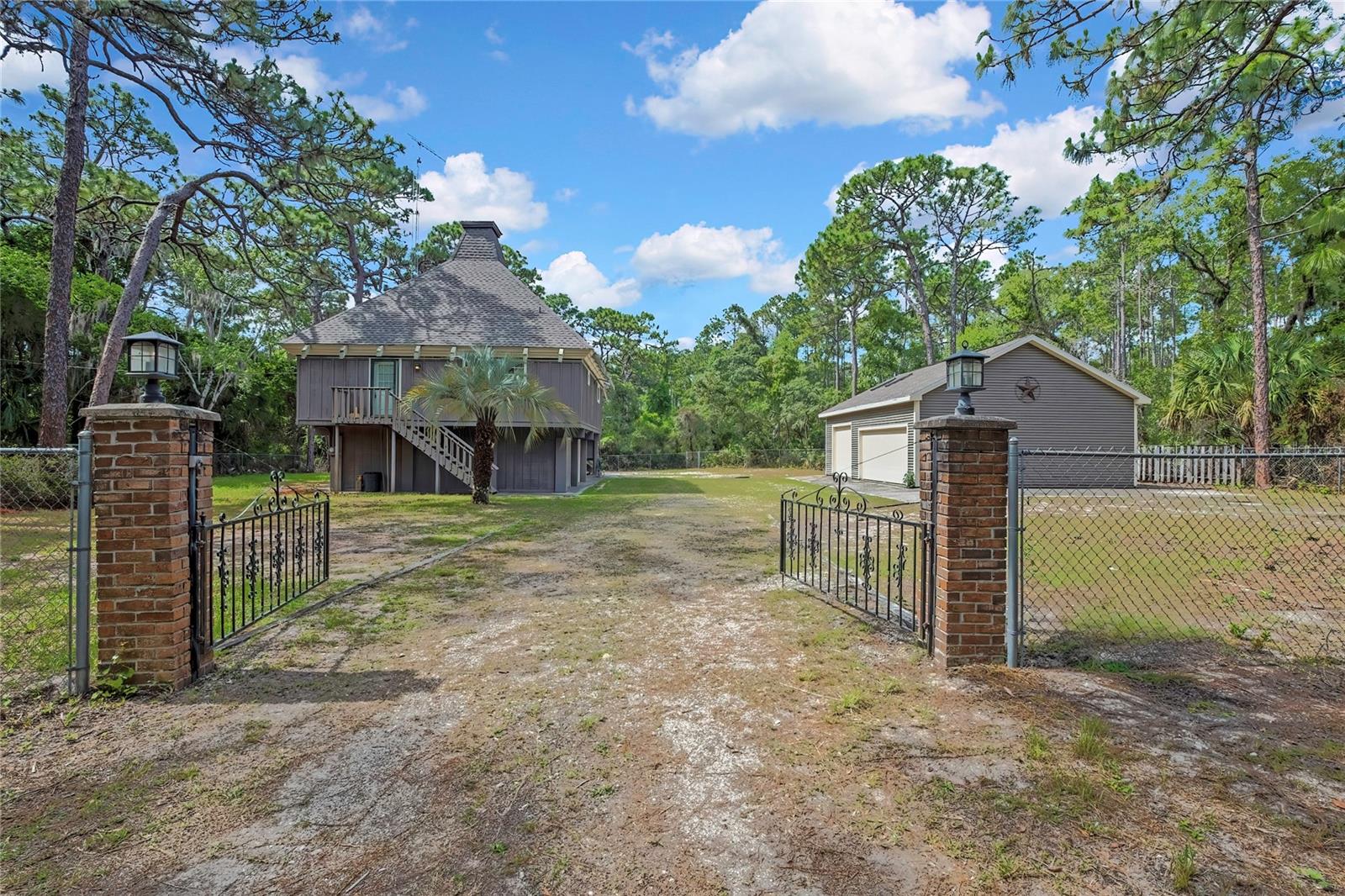 HALLS RIVER ESTATES - Residential