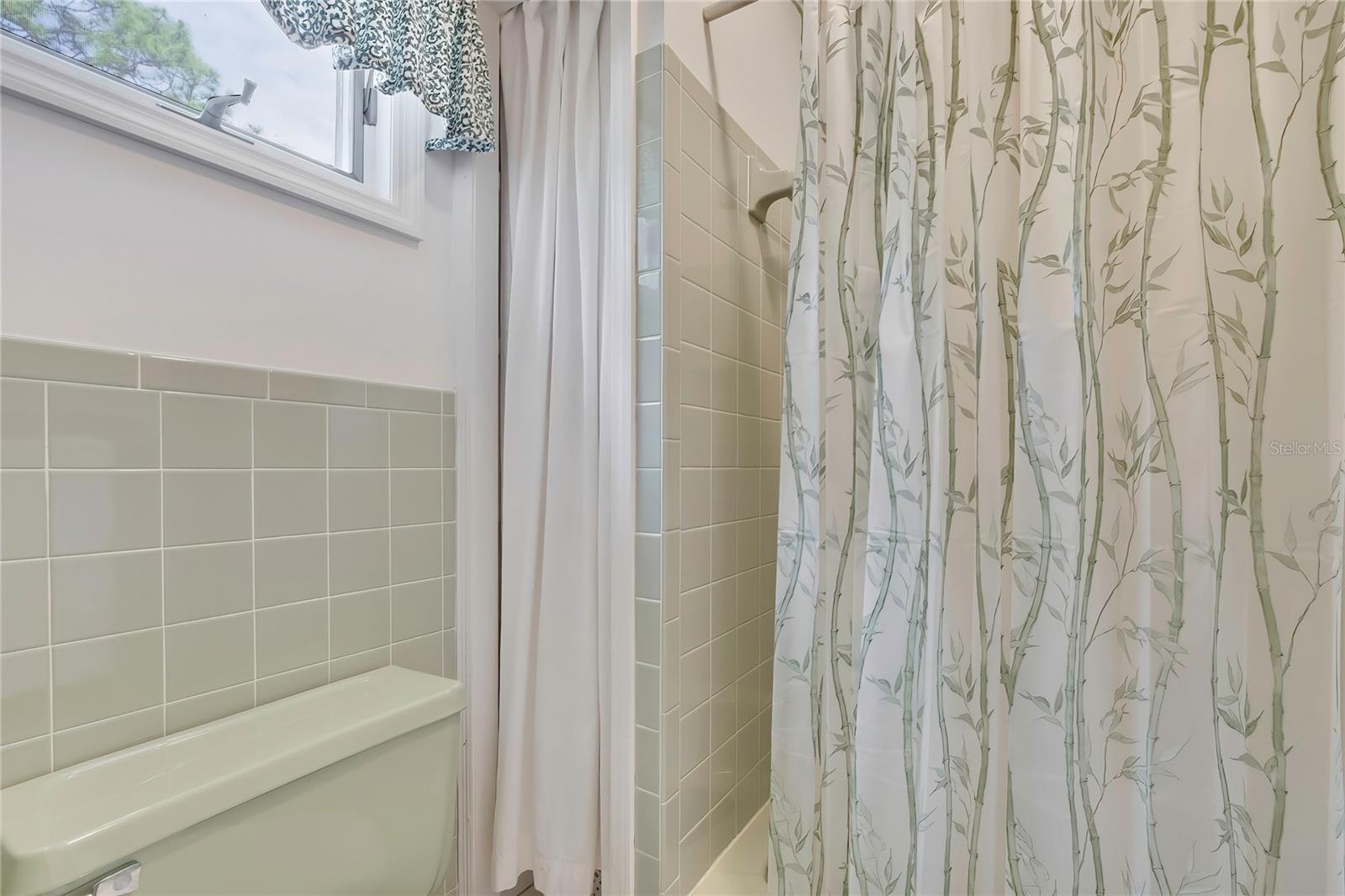 HALLS RIVER ESTATES - Residential