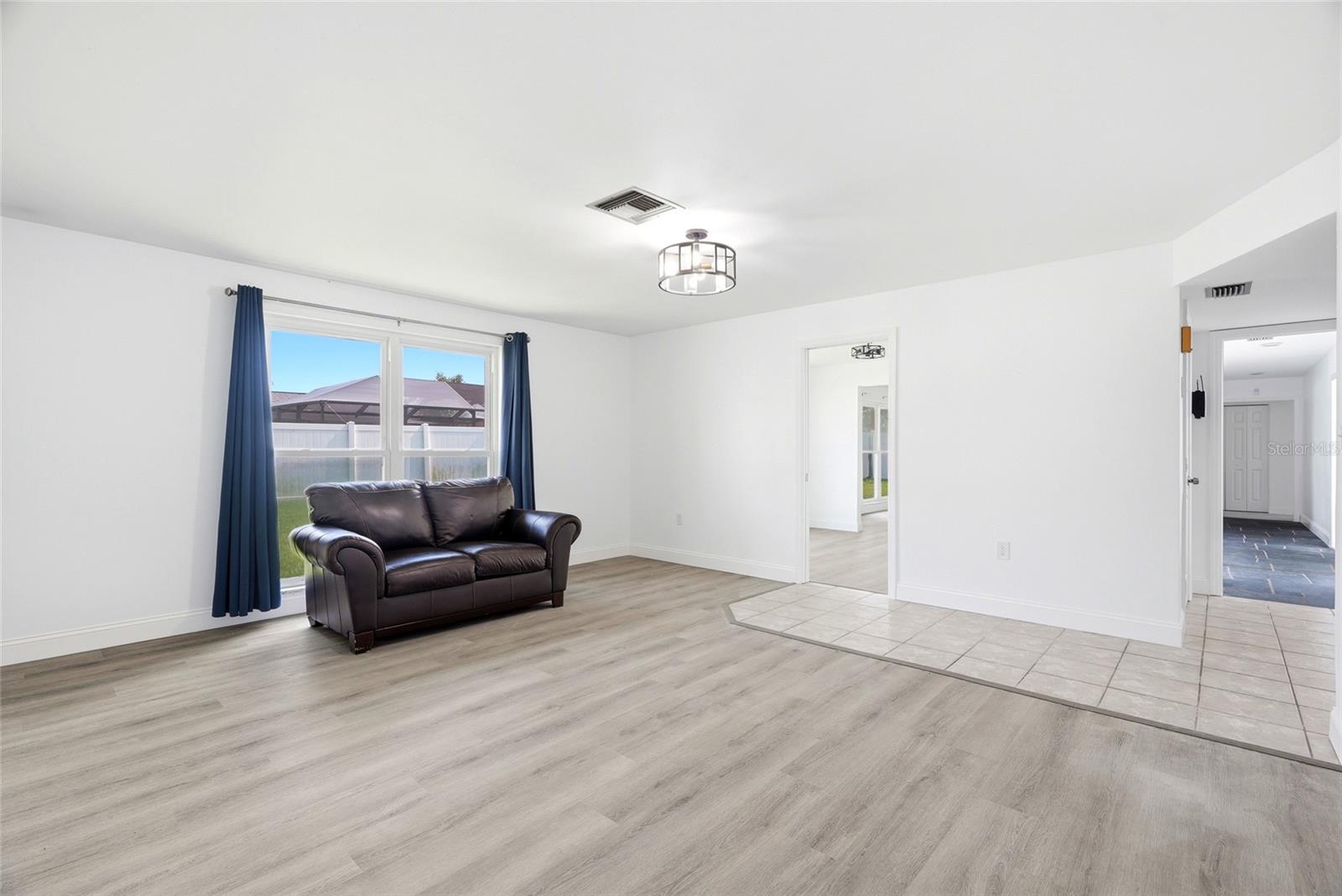 TANGLEWOOD ISLE - Residential