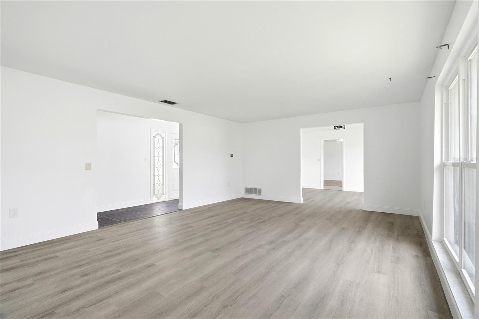 TANGLEWOOD ISLE - Residential