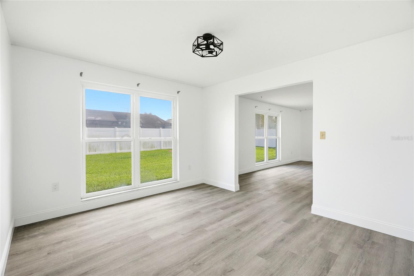 TANGLEWOOD ISLE - Residential
